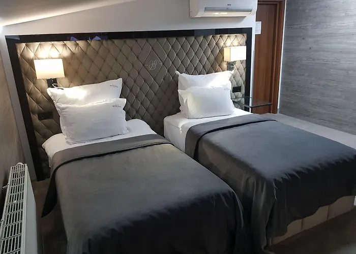Hotel Fado