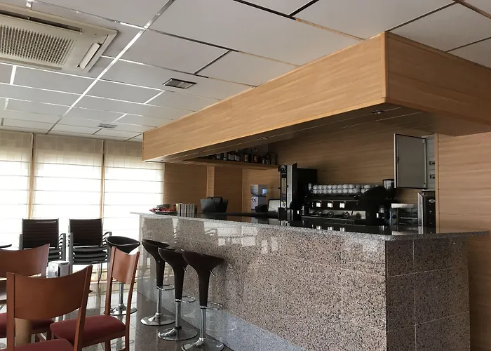 Hotel Estrella Del Alemar