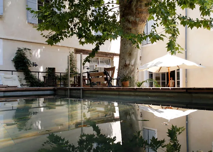 La Maison Sur La Sorgue - Esprit De France