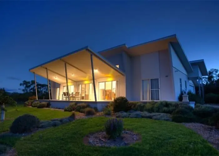 Azjure Studio Retreat