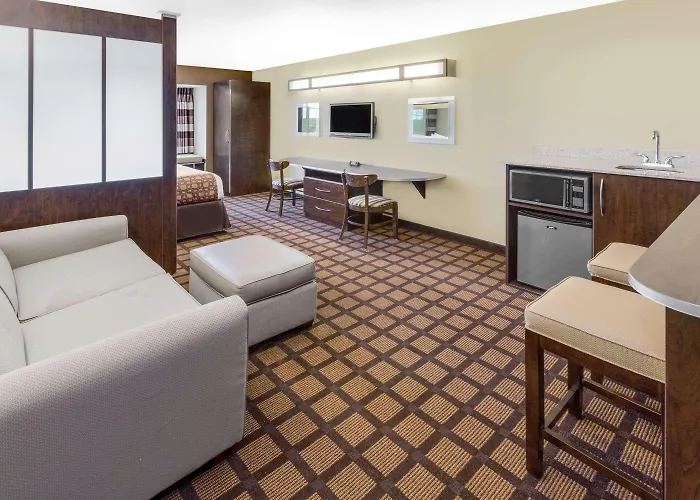 Microtel Inn & Suites By Wyndham Ozark