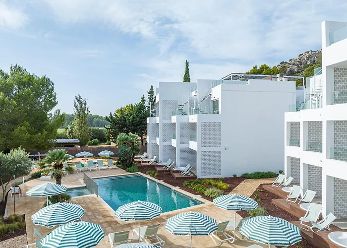 Cabot Las Velas Apartments