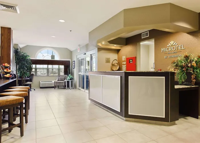 Microtel Inn & Suites By Wyndham Williston