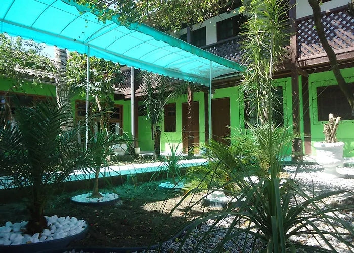 Hotel Vale Verde