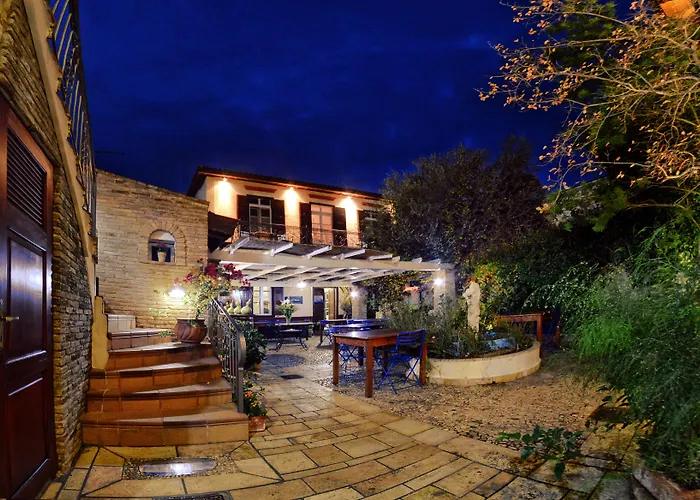 Ganimede Hotel, Galaxidi
