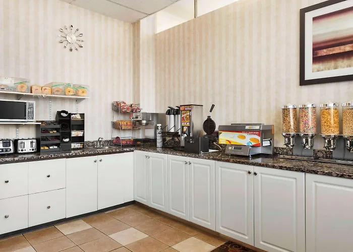 Travelodge By Wyndham North Battleford