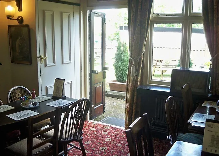 Nelson And Railway Inn