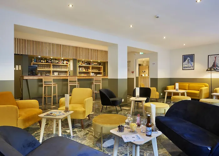 Hotel Eliova L'Eau Vive