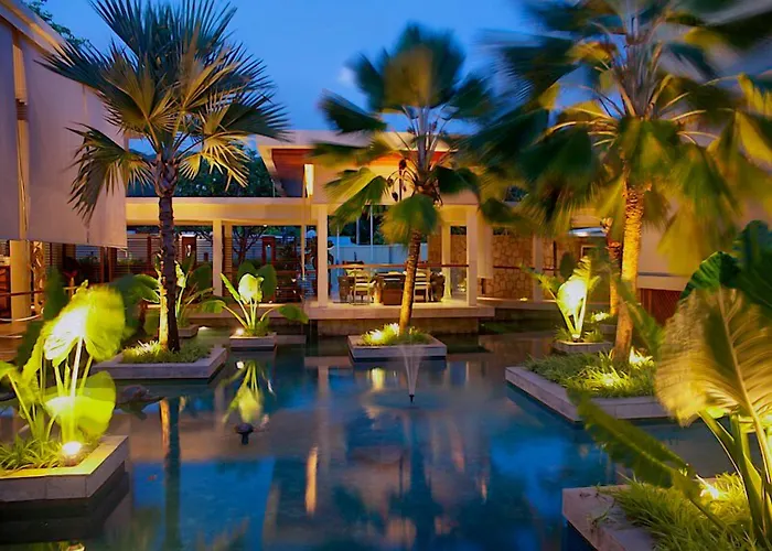 Dhevatara Beach Hotel