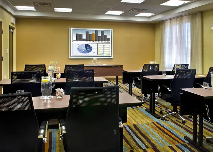 Fairfield Inn & Suites By Marriott Watertown Thousand Islands