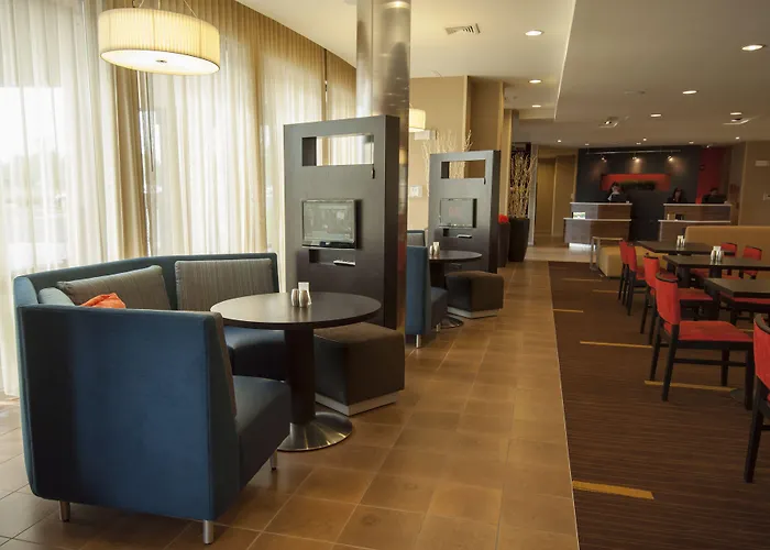 Courtyard By Marriott Lexington Keeneland/Airport