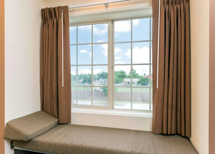 Microtel Inn And Suites Eagle Pass