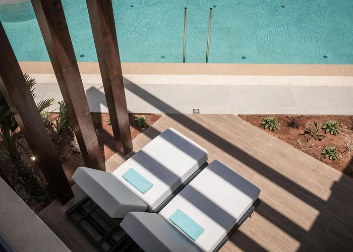 Noble Hotel & Suites - Adults Only