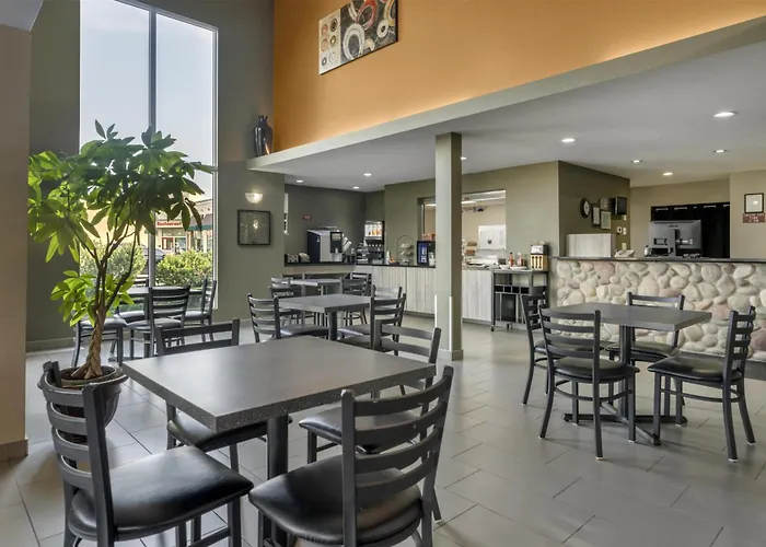 Surestay Plus Hotel By Best Western Lethbridge