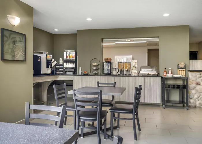 Surestay Plus Hotel By Best Western Lethbridge