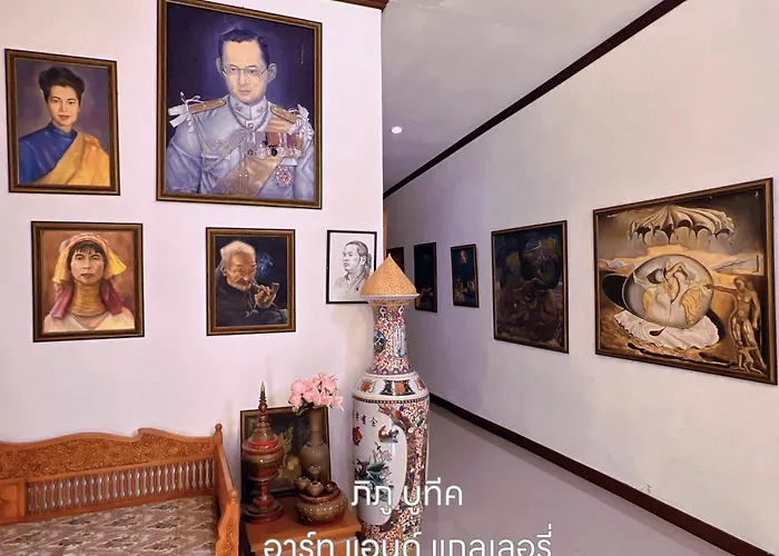 Phiphu Art And Gallery Boutique Sukhothai