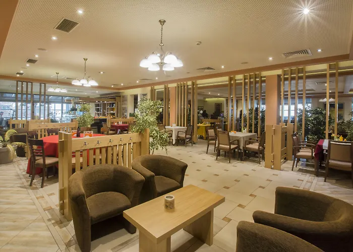 Hotel Lirak
