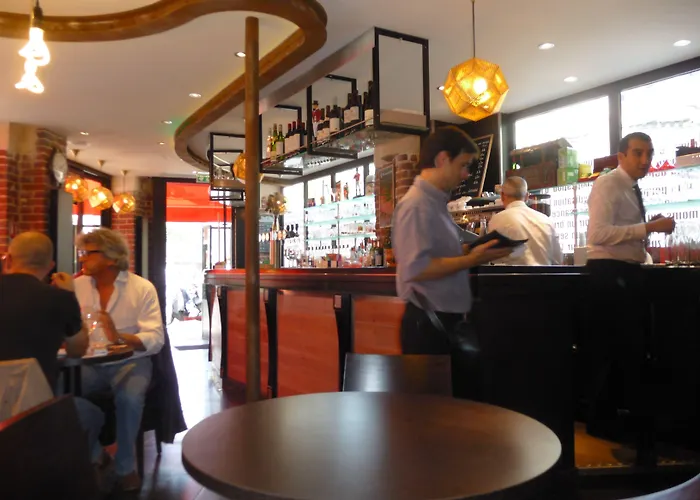 Cafe Hotel De L'Avenir