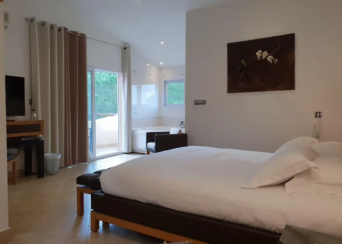 Private Hotel - Adults Only