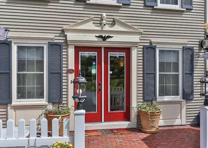 Eagle Wing Inn - Cape Cod