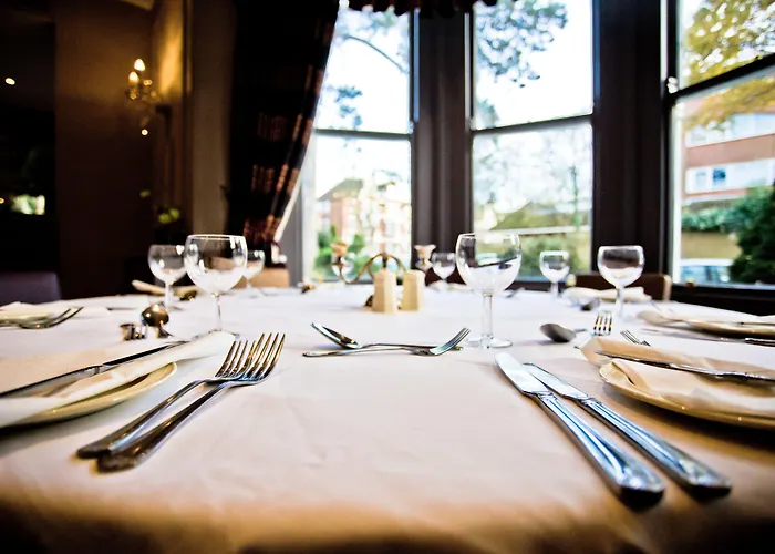 Wards Hotel & Restaurant