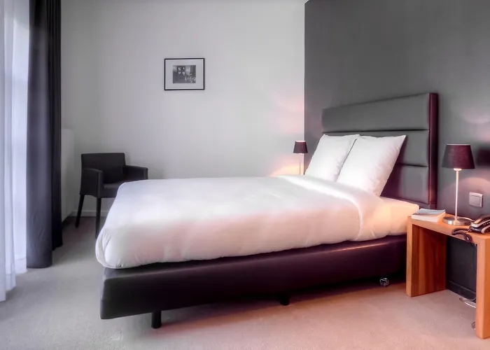 Hotel St James