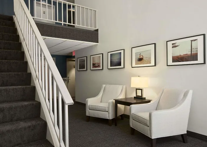 Travelodge By Wyndham Hubbard Oh