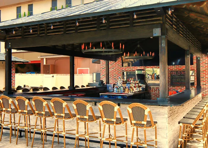 Hollander Hotel - Downtown St. Petersburg