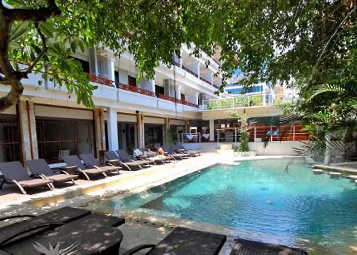 Maharani Beach Hotel