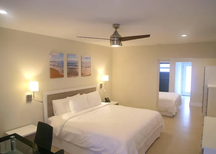 Diane Oceanfront Suites