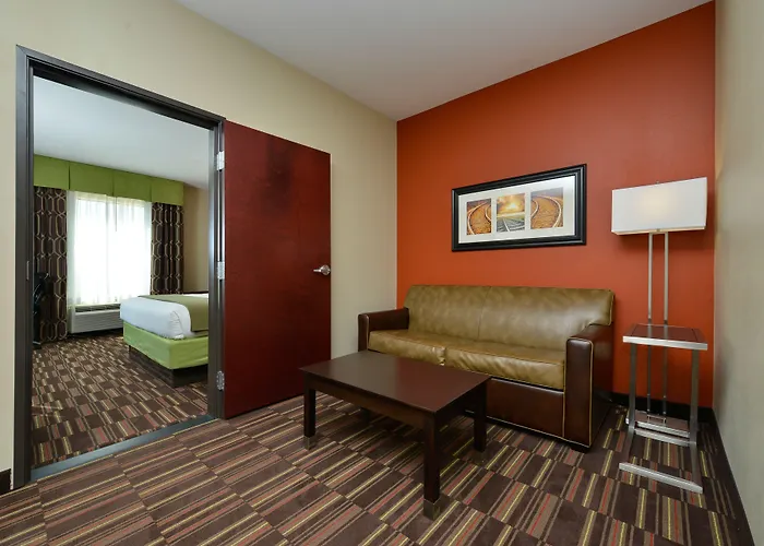 Holiday Inn Express Alva By Ihg