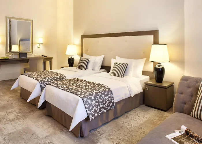 Metropolitan Boutique Hotel