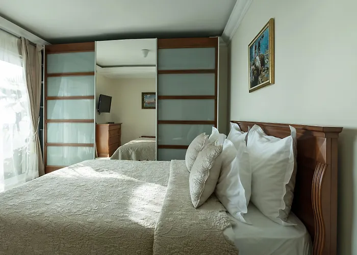 Azimut Hotel