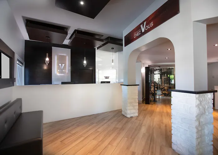 Hotel V