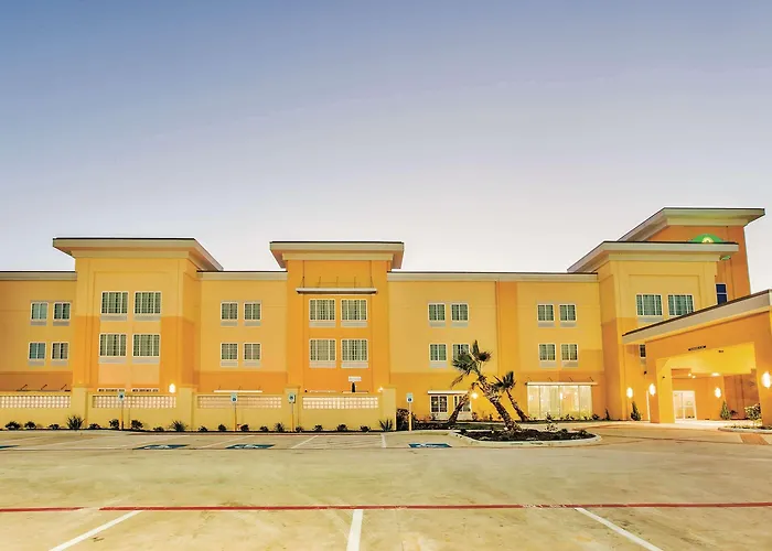 La Quinta By Wyndham Cotulla