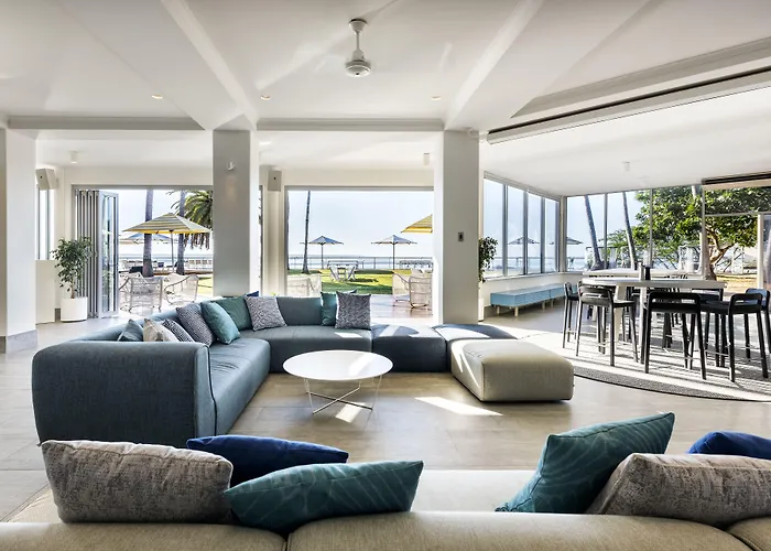 Mangrove Hotel