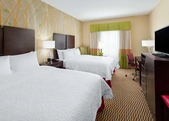 Hampton Inn & Suites Williamsport - Faxon Exit