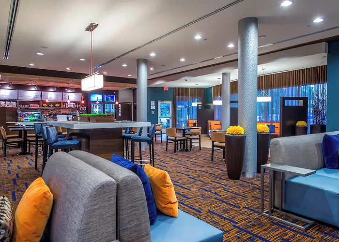 Courtyard By Marriott Columbus