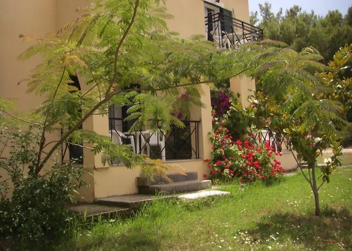 Zeus Hotel