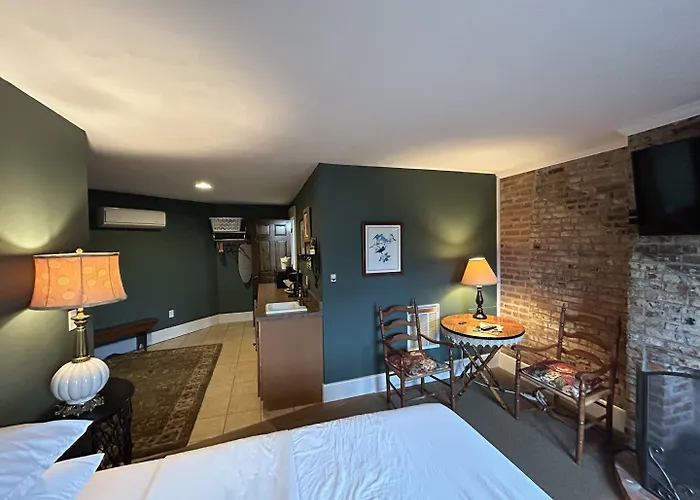 William Watson Hotel (Adults Only)