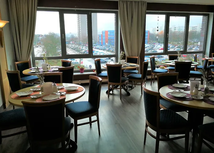 Hotel NEAR BY