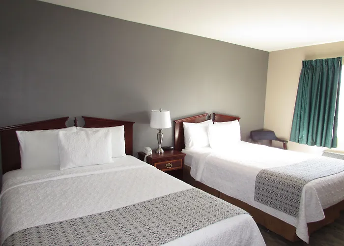 Fairbridge Inn & Suites Dupont
