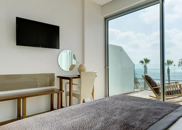 Residence Beach Hotel
