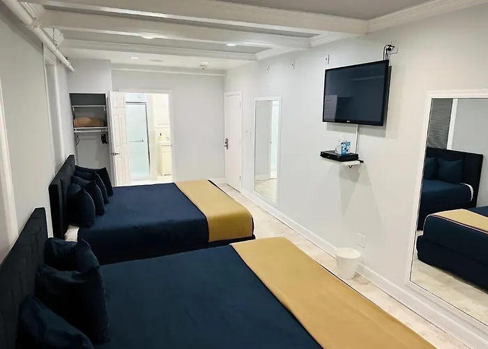 Long Beach Hotel