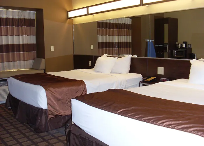 Microtel Inn & Suites By Wyndham Kenedy Karnes City