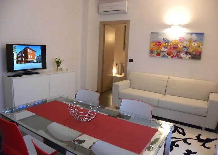 Venice Apartments Dante