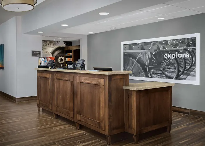 Hampton Inn & Suites Portland/Hillsboro-Evergreen Park