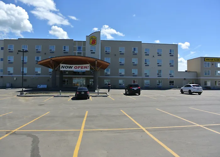 Super 8 By Wyndham Lloydminster
