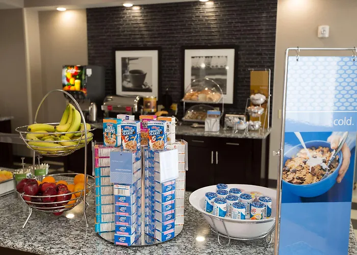 Hampton Inn & Suites Oklahoma City Airport