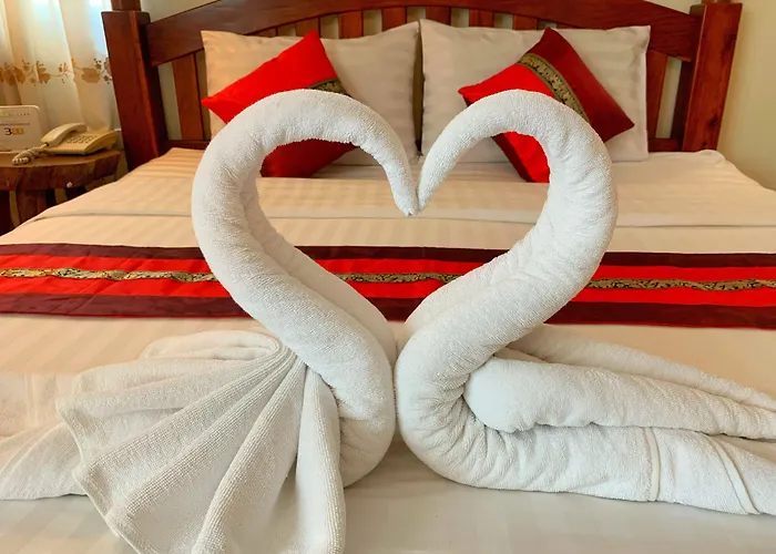 Aiyaree Place Hotel Sha Plus